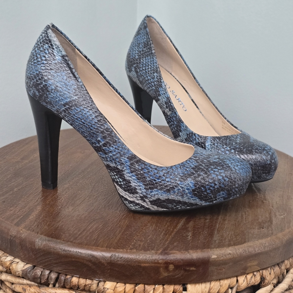 Franco Sarto Platform Pumps, Black / Blue Snakeskin Pattern, Size 6
